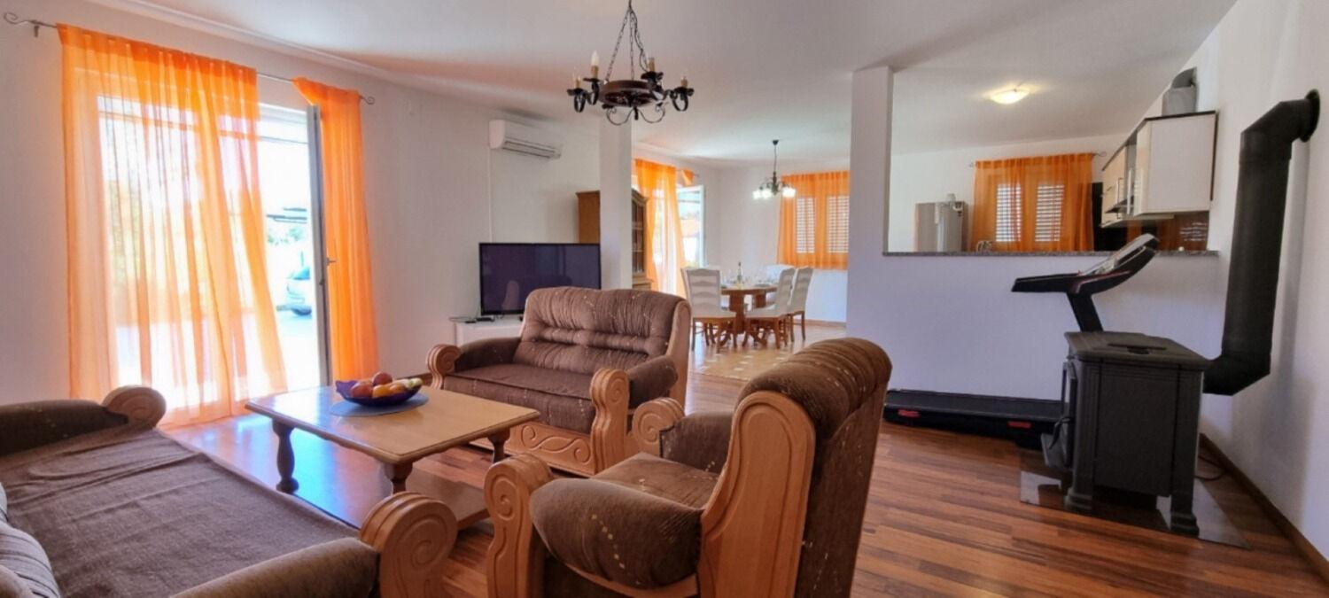 Ferienhaus Ron - Spacious Garden *